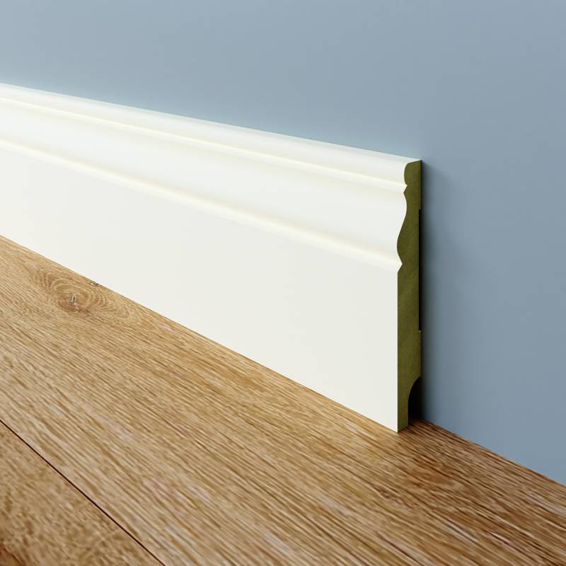 Gotische Plint - 18 x 140 mm - RAL 9016