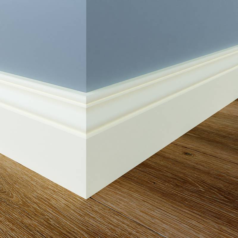 Gotische Plint - 18 x 140 mm - RAL 9016