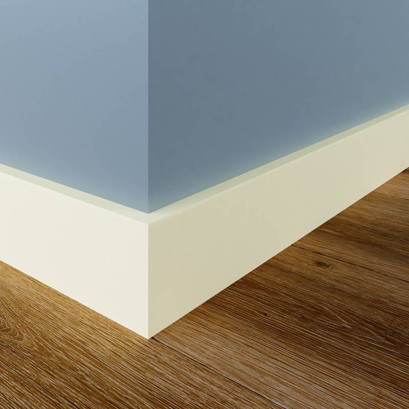 Gladde Plint - 15 x 80 mm - RAL 9010