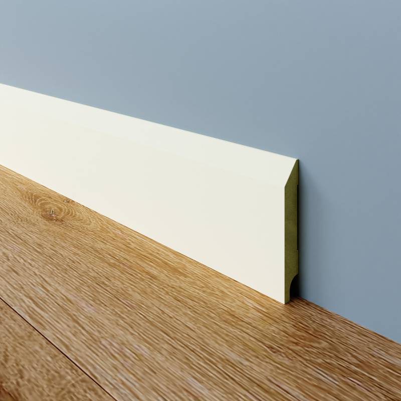 Moderne plint - 12 x 70 mm - RAL 9010